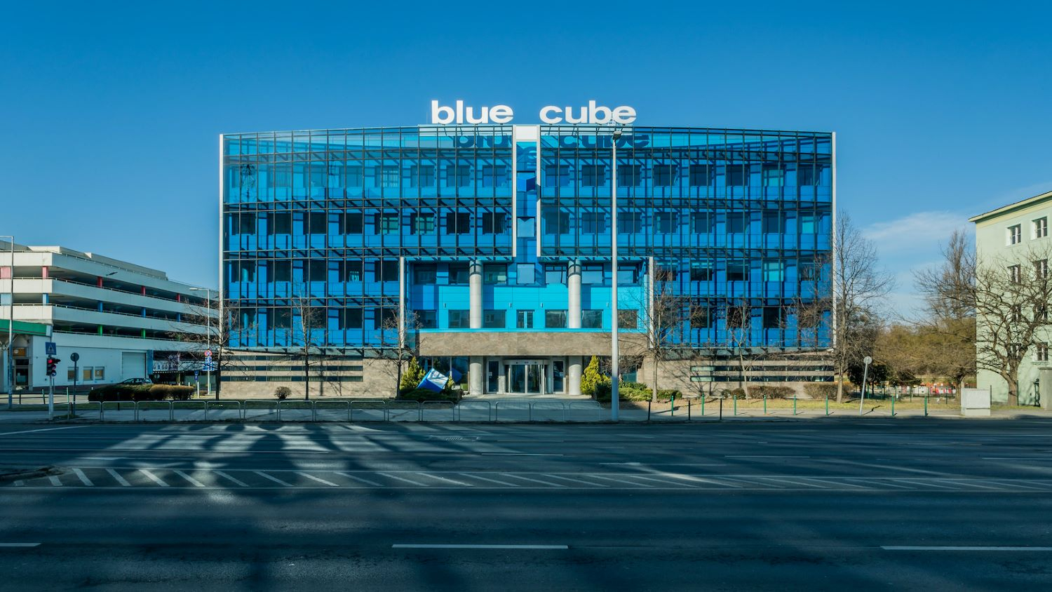 News Article blue cube Budapest green Hungary office S Immo solar sustainability