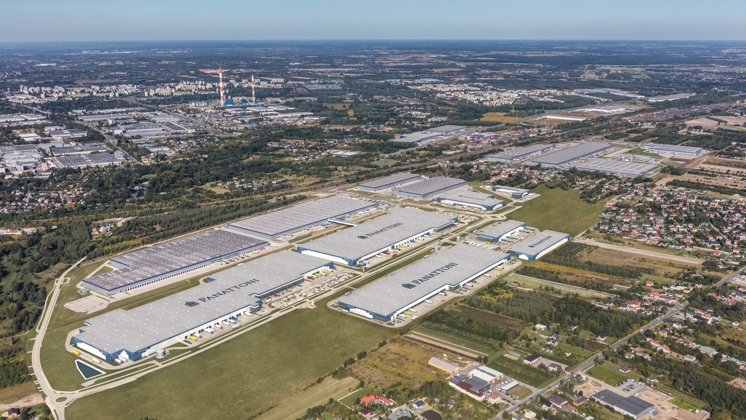 News Article development e-commerce industrial Inpost Lodz logistics Panattoni Poland warehouse