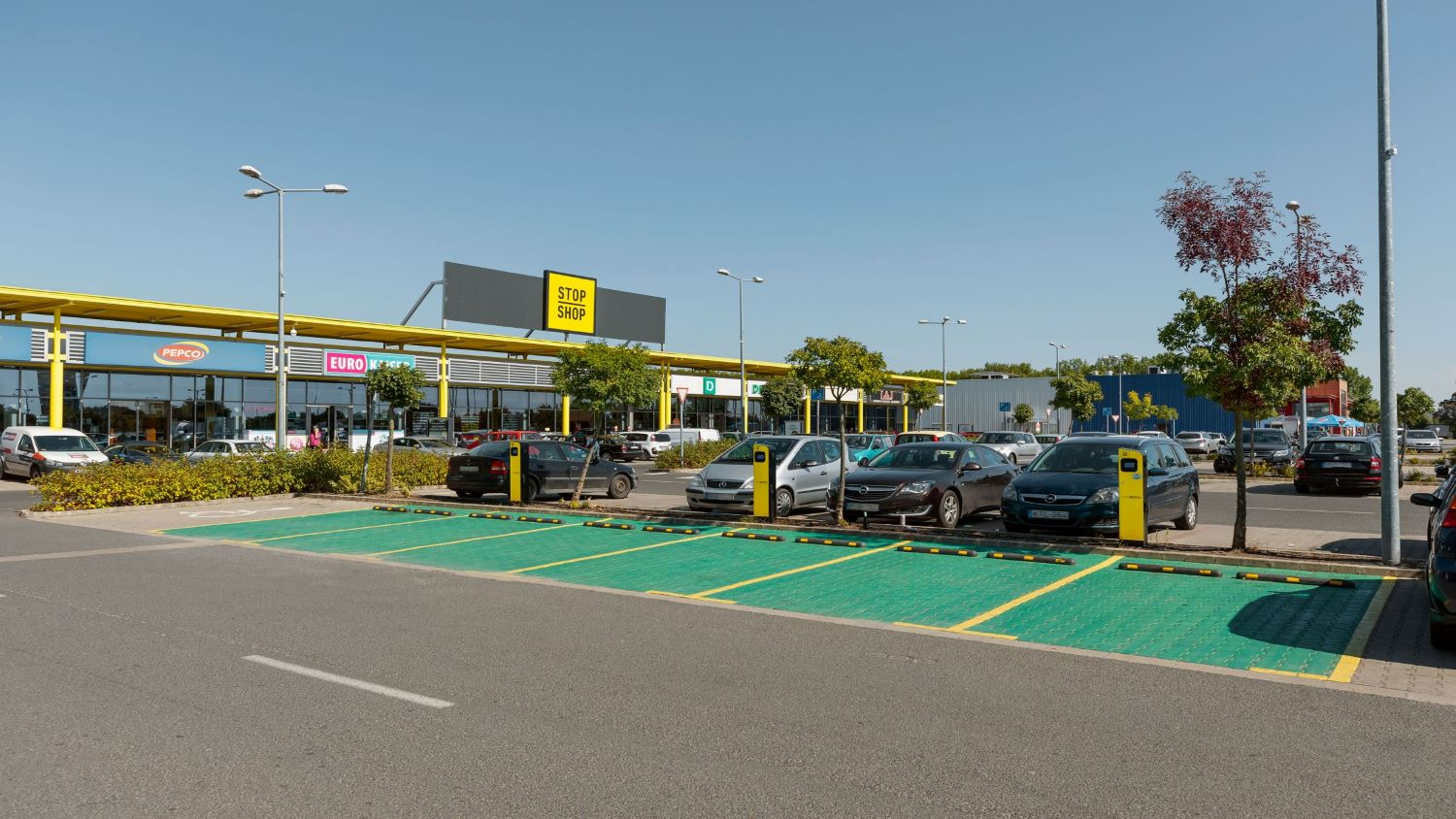 News Article Hungary Immofinanz retail park Stop Shop