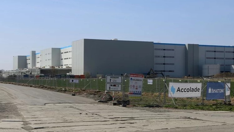 News Article Accolade Amazon Czech Republic industrial loan warehouse