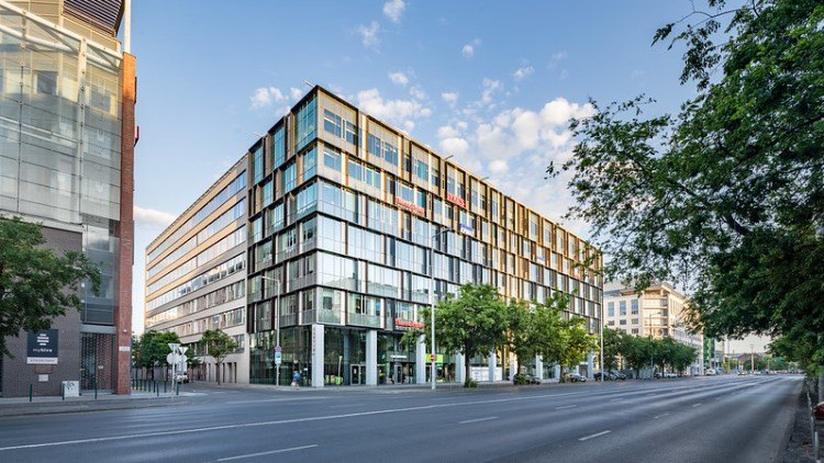 News Article Budapest certification Erste Futureal Hungary office WELL
