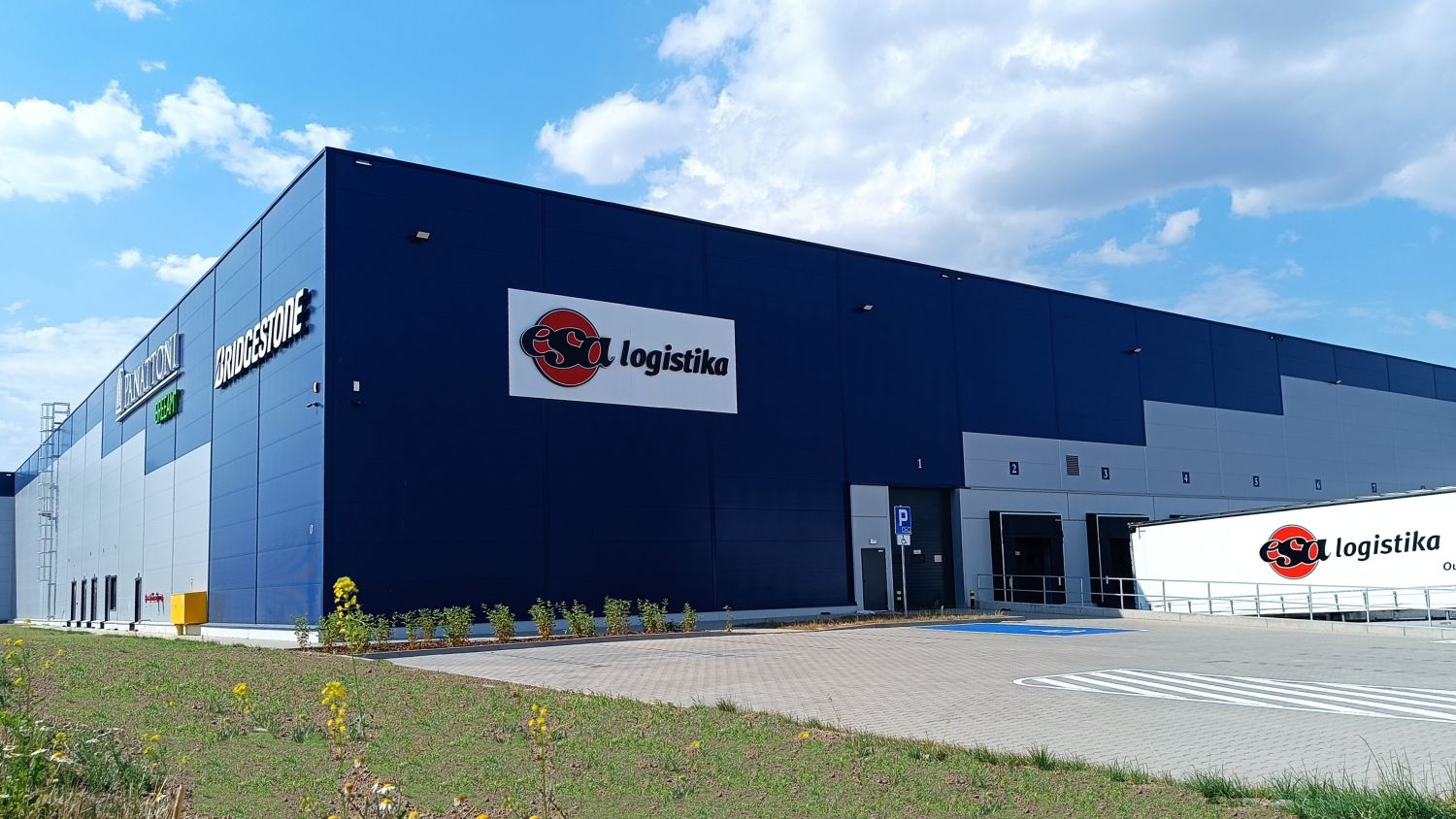 News Article Bridgestone ESA Logistka industrial Panattoni Europe Poland Poznań warehouse