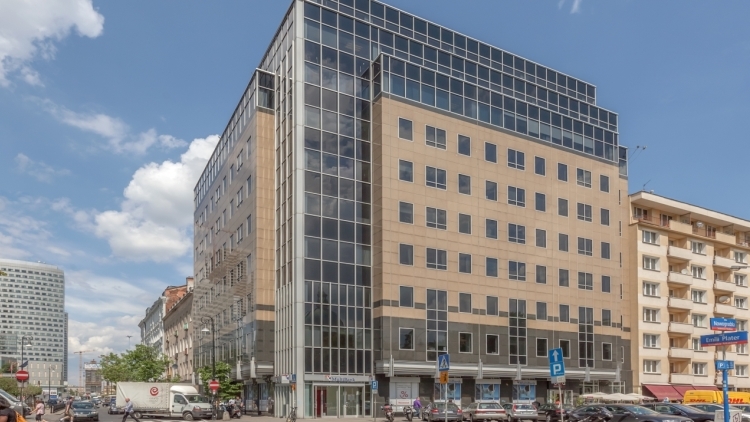 News Article Cromwell Dentons investment office Poland Warsaw