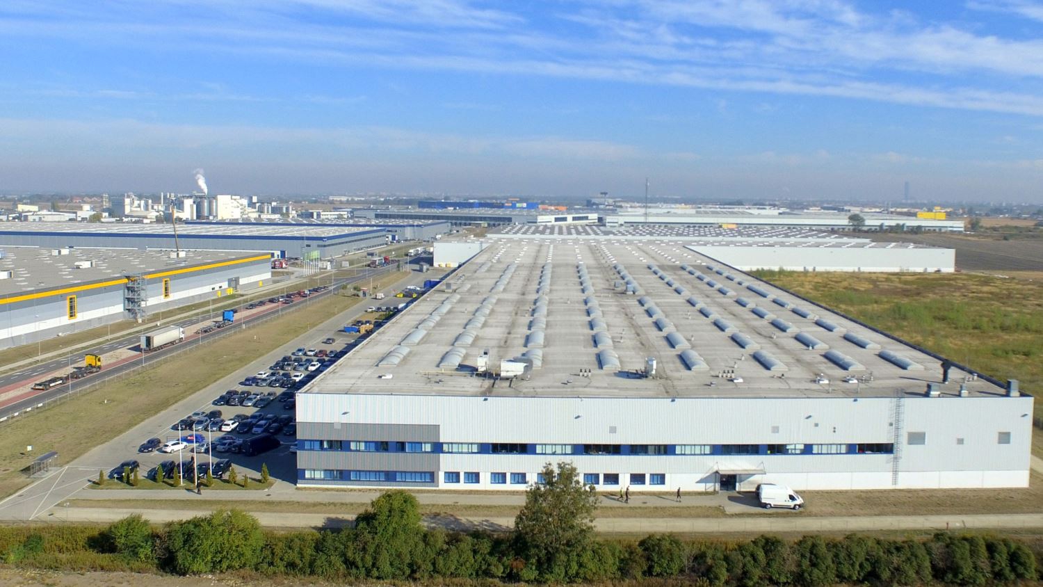 News Article Cushman&Wakefield Hillwood industrial lease Poland tenant Wroclaw