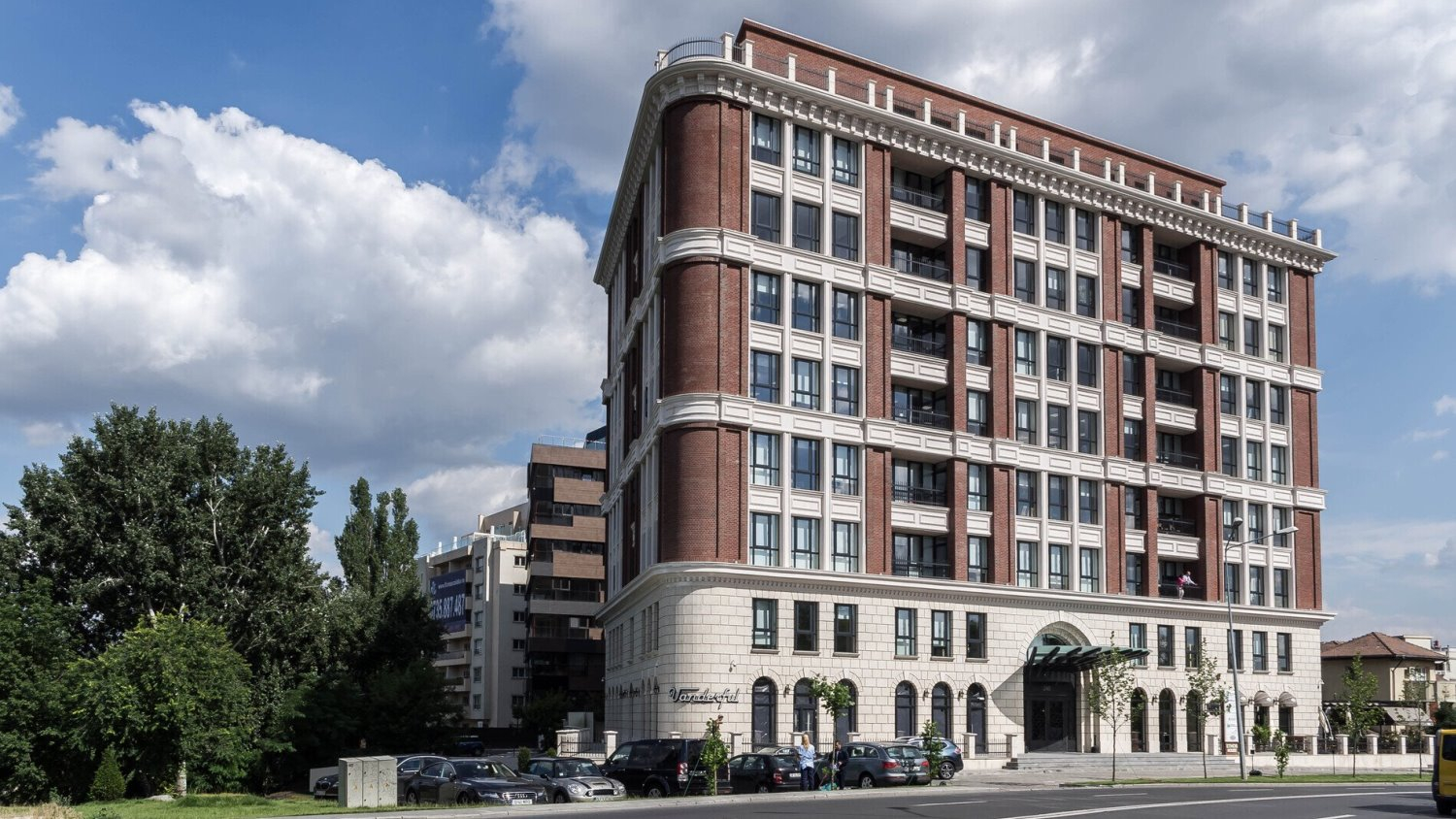 News Article Bucharest Cushman&Wakefield Echinox office property management Romania
