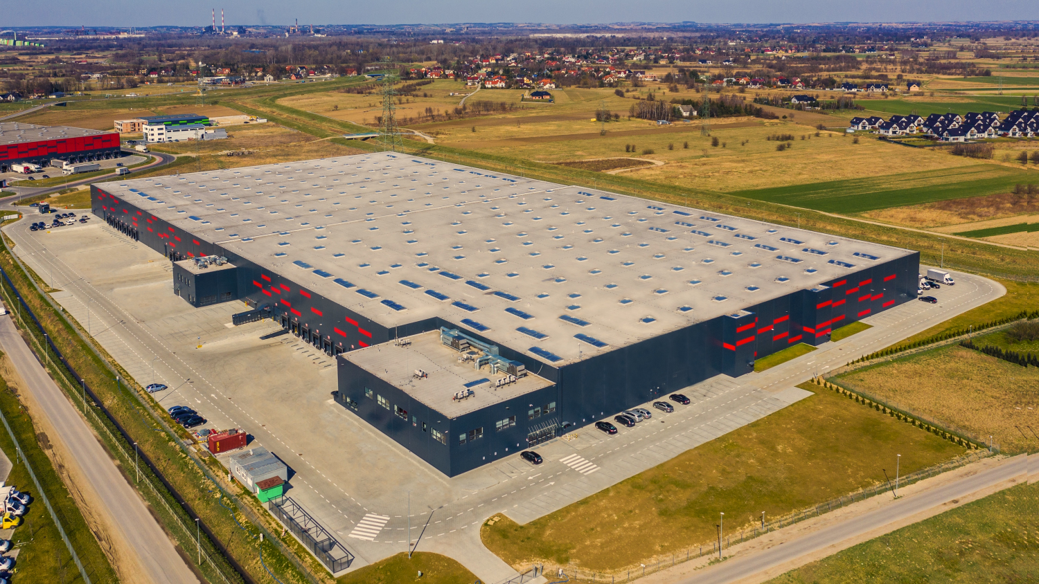 News Article 7R GLL Hillwood industrial investment Krakow logistics Poland warehouse