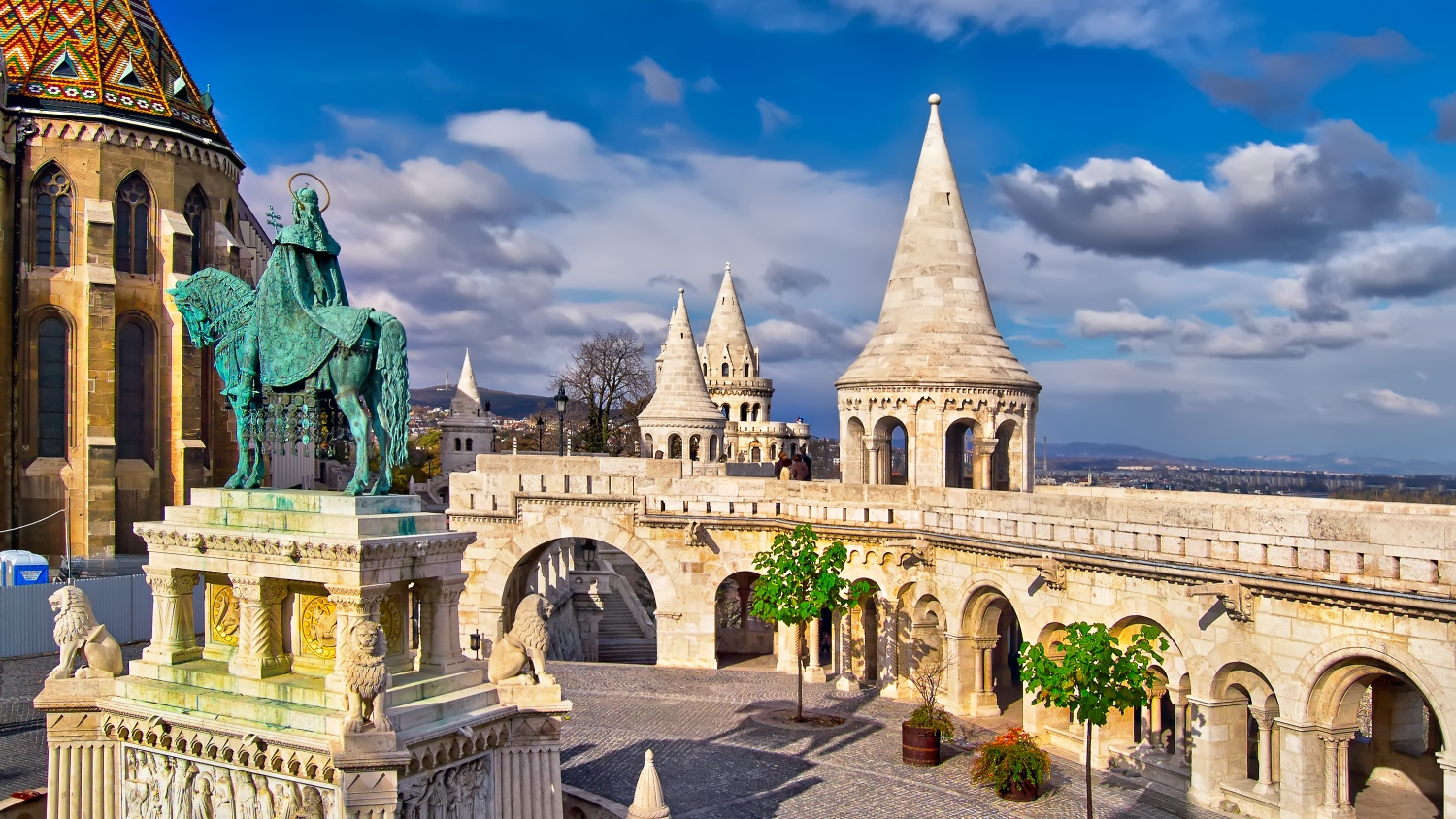 News Article Budapest coronavirus hotel Hungary report tourism