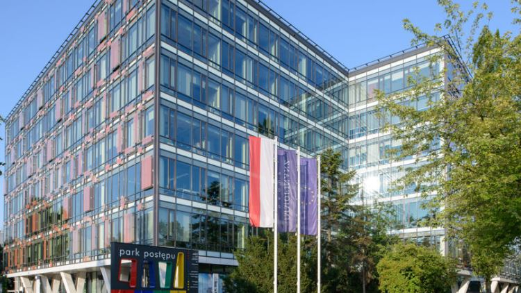 News Article Austria bond CEE financing Immofinanz investment