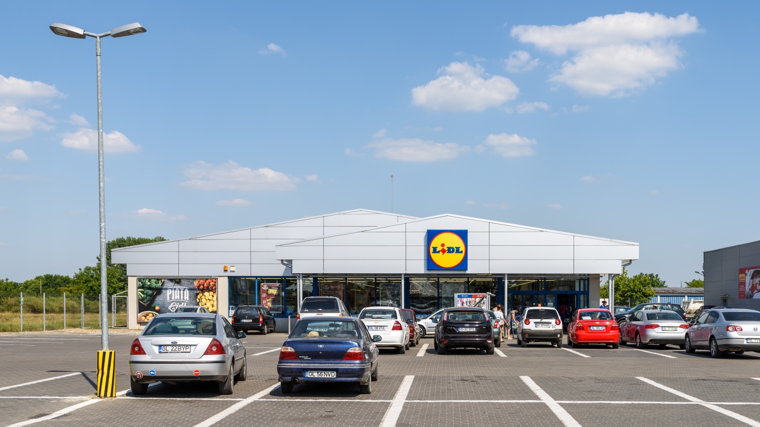 News Article investment Mitiska REIM retail retail park Romania